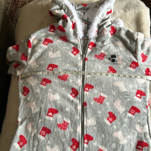 BearPaw Hooded Onesie Pajamas NWT - Picture 6 of 7